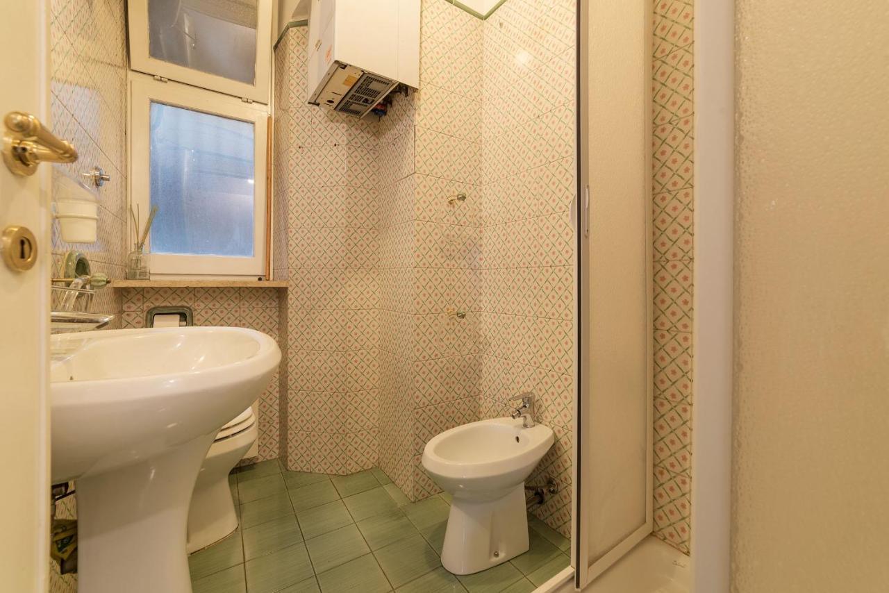 Trastevere & Ponte Sisto Cozy Flat Rome Luaran gambar